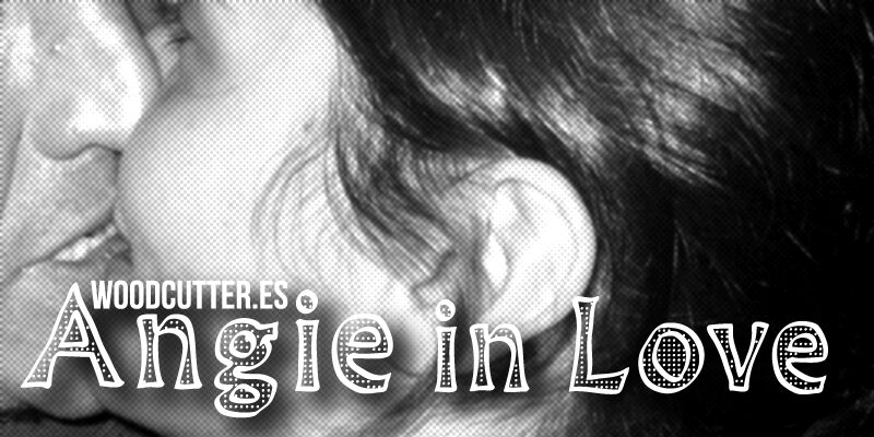 Angie in Love Czcionka