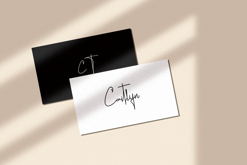 Caitlyn Script Шрифт