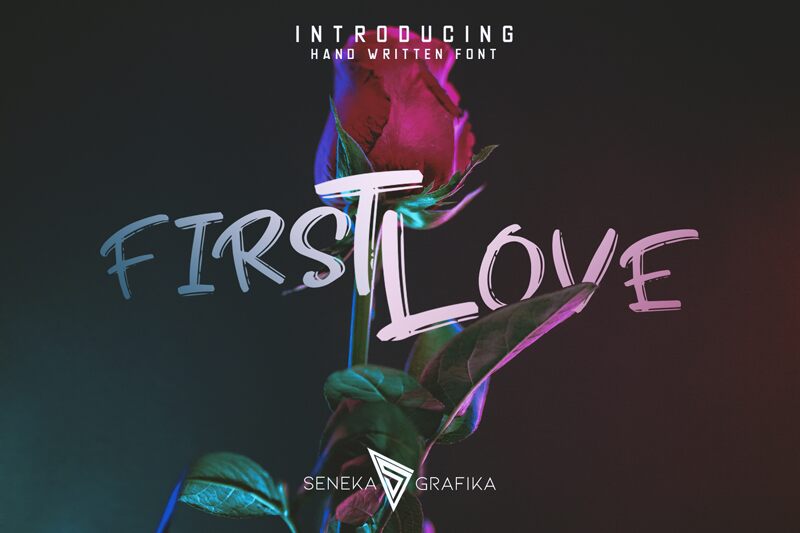 First Love Schriftart