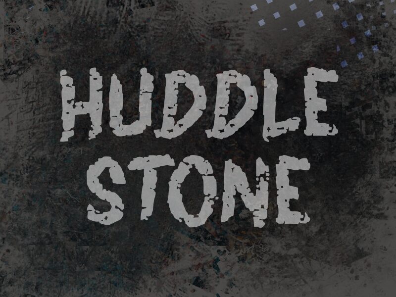 h Huddle Stone Carattere