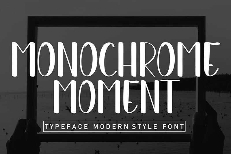 Monochrome Moment Font
