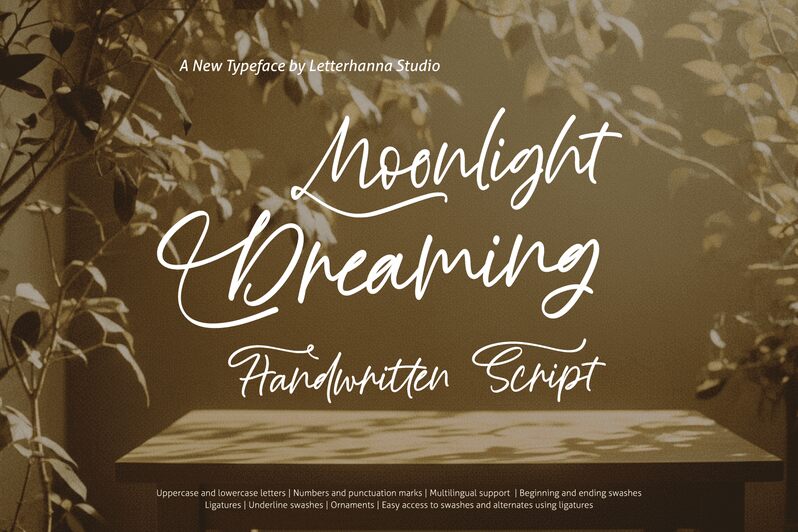 Moonlight Dreaming Free Regular — Présentation de la police