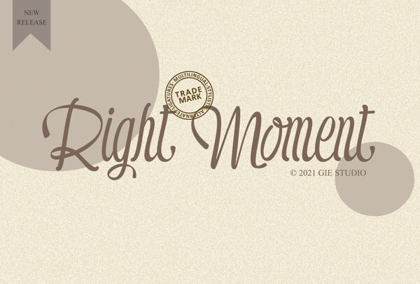 Right Moment الخط