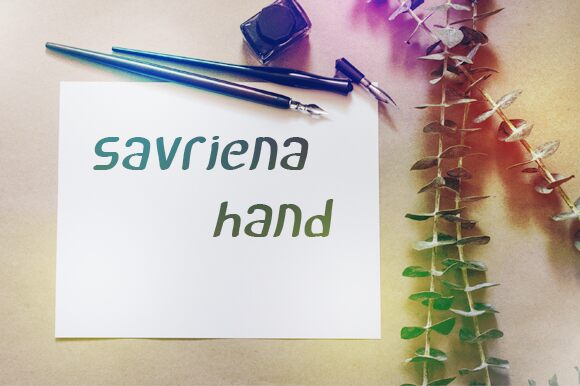 savriena hand Schriftart