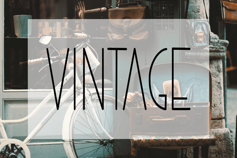 The Family Home الخط